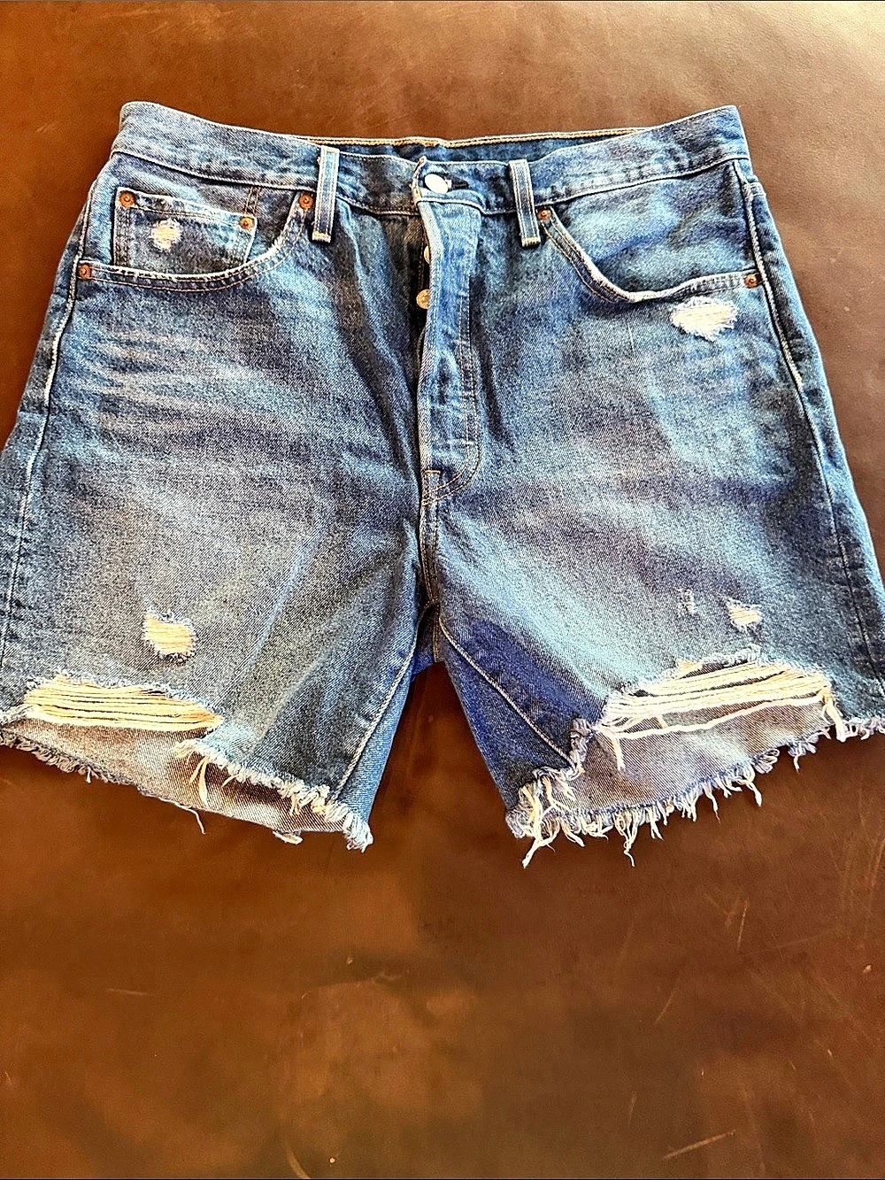 Levi's 501 Distressed Denim Jean Shorts in Blue W32